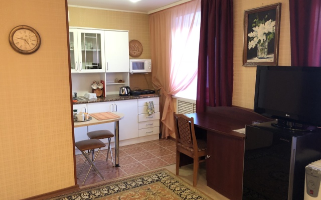 Studio na Lenina 23 Mirnydom Apartments