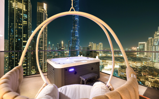 Апартаменты Private Terrace with Hot Tub Burj and Fountain View 2BR — фото 3