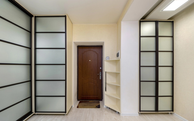 Odnokomnatnaja s vidom na gorod Flat