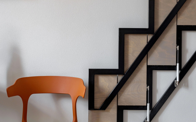 Dizaynerskaya studiya Orange Room u Nevskogo prospekta Flat
