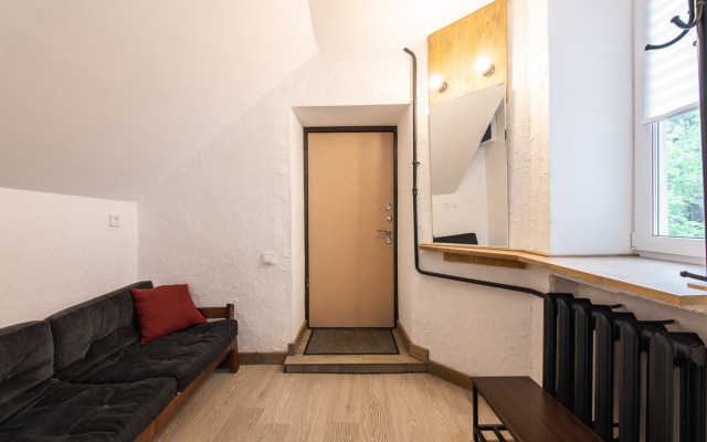Flat s Parkovkoy i Otdelnym Vkhodom
