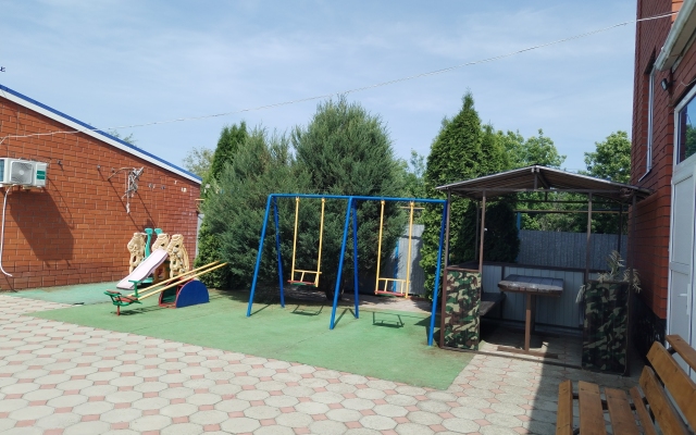 Chetyre Sezona Guest House