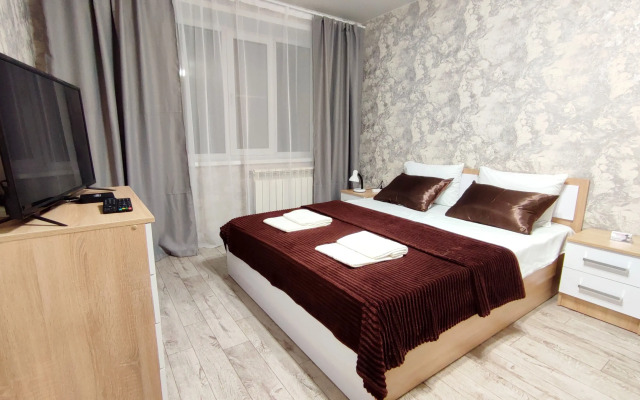 Apartamenty Tsentr goroda, Internatsional'naya, 69A,K2,et.4.