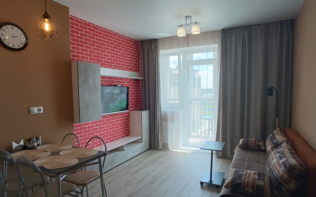 V Novom Dome Flat
