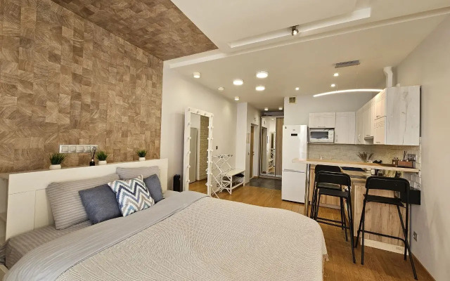 White Lodging Flat