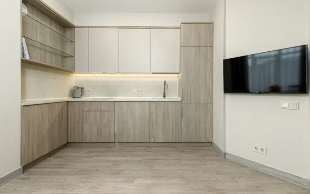 Studiya S Panoramnym Zastekleniem Dlya 3 Gostey Apartment