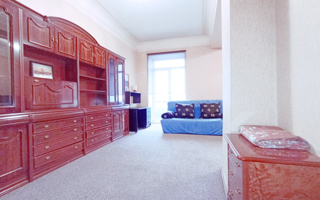 Na Prospekte Lenina 61 Flat