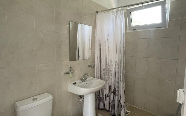 Whitehouse Guest house
