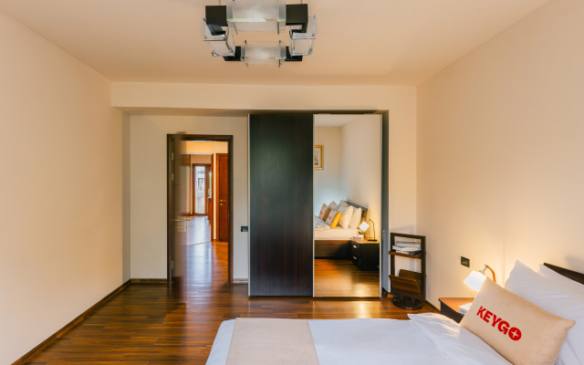 Stunning 2BR Apt Mashtots Avenue by Keygo 84 Apartments