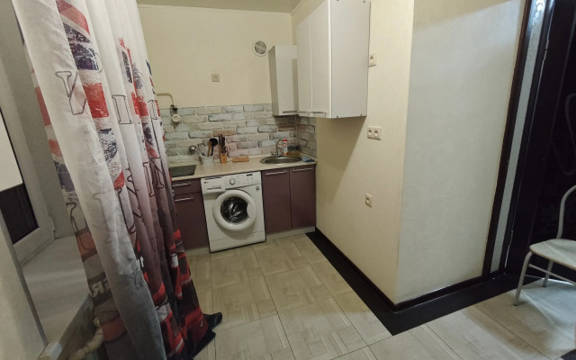 Na Industrialnoy 1А/40 Apartments