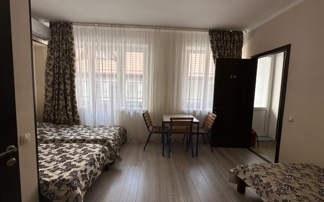 MALAHIT Guest House