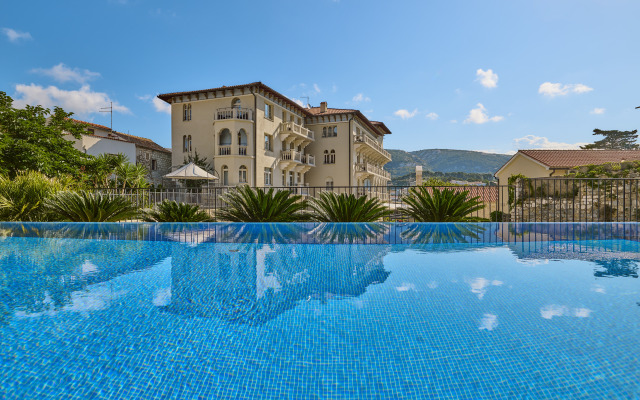 Arbiana Heritage Hotel