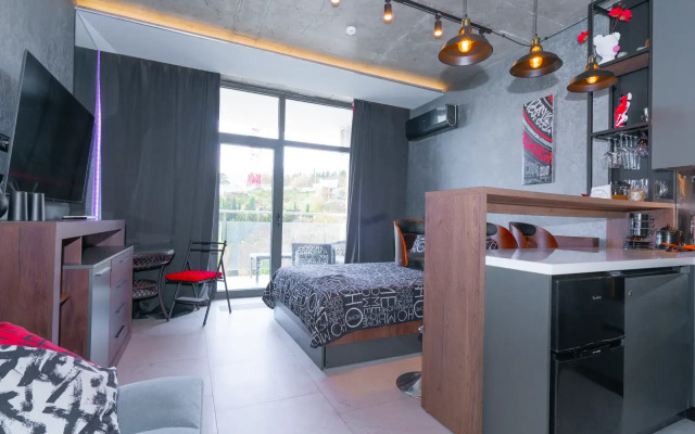 LS-Black Strong S bokovym vidom na more Apartments