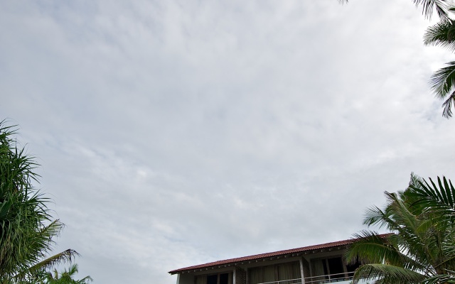 Roman Beach Hotel