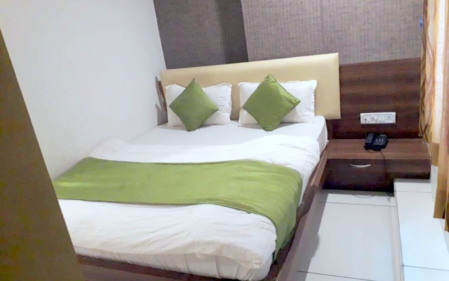 Maryland by Sky Stays Hotel
