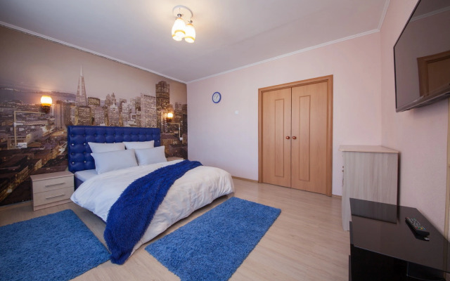 Квартира трехкомнатная на Алексеева 109