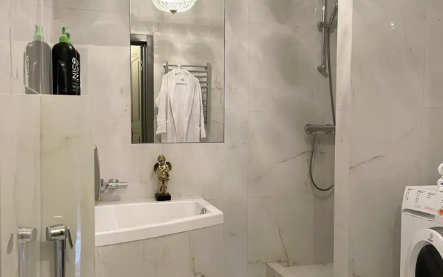 Na Ulitse Sadovaya-Spasskaya 19/1 Flat