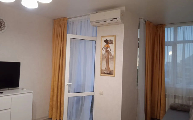 Uyutnaya S Vidom Na More Flat