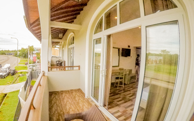 Yoho Shamaz Galle Villa
