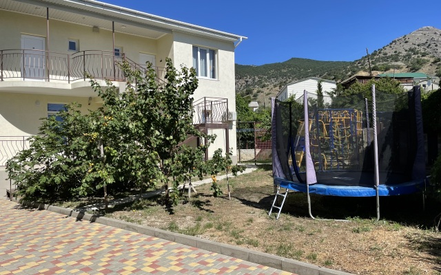 Dzhankhaus Guest House