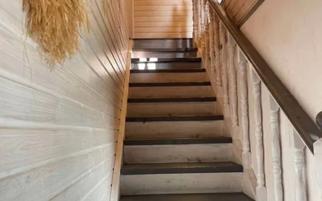 Семейно-Туристический загородный клуб Карамелькино Коттедж 1