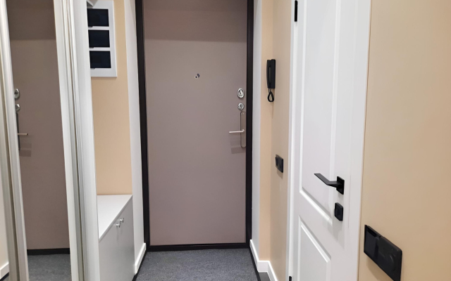 Sutki Rent  Na Novocherkasskom Prospekte Apartments