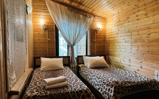 U Reki S Baney V Yelizovo Guest house