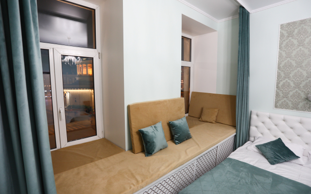 Апартаменты 4 Невский Проспект 81