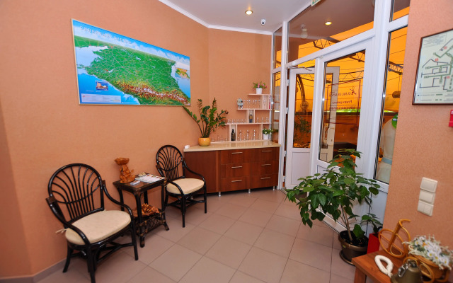 Отель Комплимент