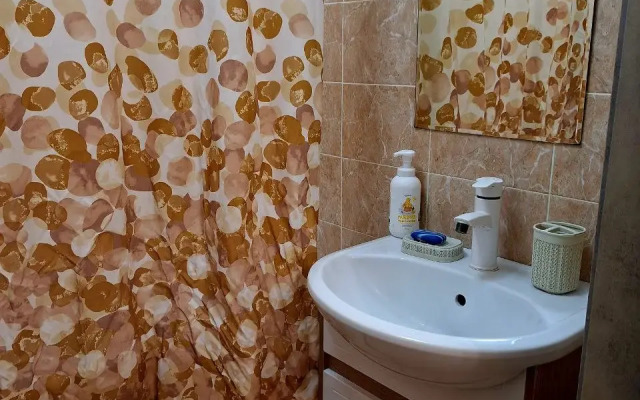 S Individualnym Parkovochnym Mestom, Bataysk Flat