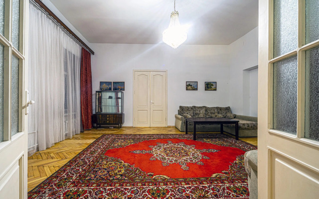 Апартаменты 2-комнатные апартаменты на Литейном