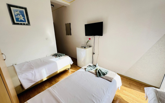 Bogumila Apartment Hotel