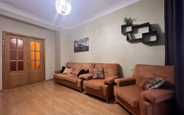 S Tremya Razdelnymi Komnatami Na Lenina Flat