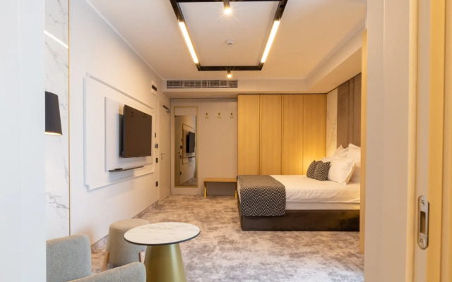 Lupa by Bueno Hotel