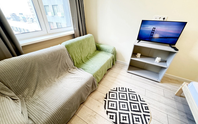 S zaseleniem 24/7 luchshiy servis posutochno 50 Flat