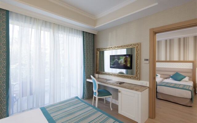 Karmir Resort  & SPA Hotel