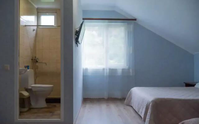 Lika Guest House