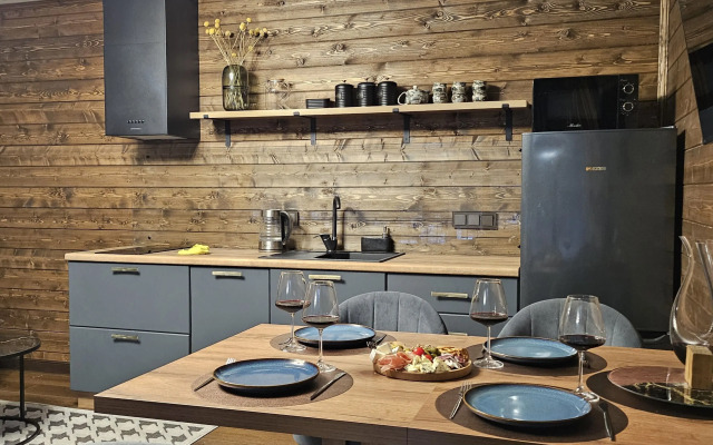 Частный дом большой