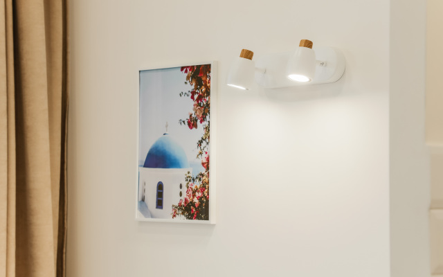 Апартаменты Санторини возле Аэропорта на 2 Гостей