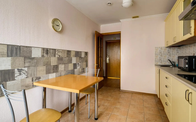 Апартаменты Докучаев переулок 2 (0504)