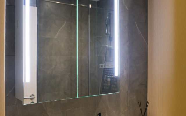 Roskoshnaya Ryadom S Ostrovom Mechty Flat