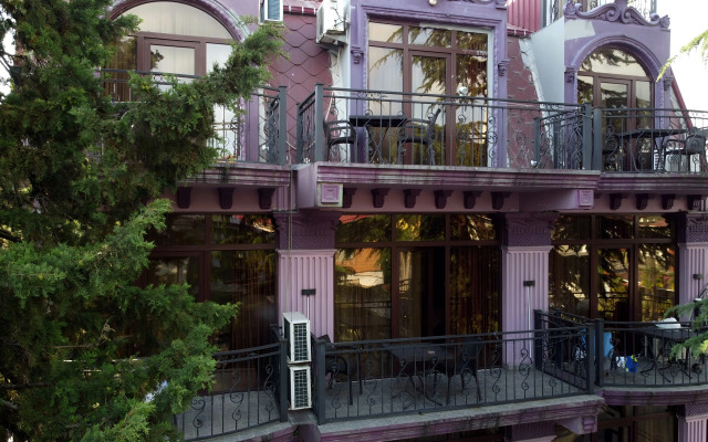 Antika Batumi Hotel