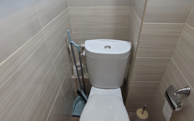 Uyutnaya Dvukhkomnatnaya S Udobnym Raspolozheniem Flat