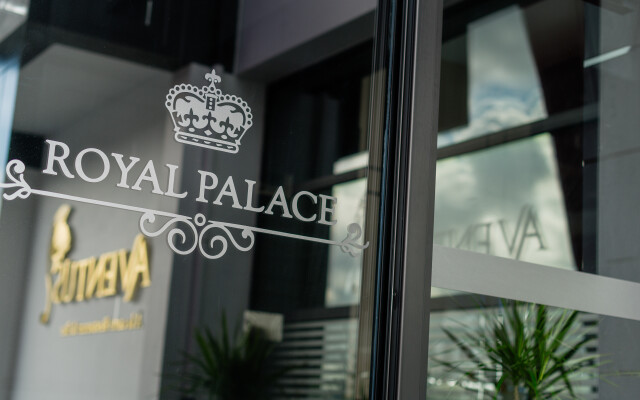 Royal Palace Hotel