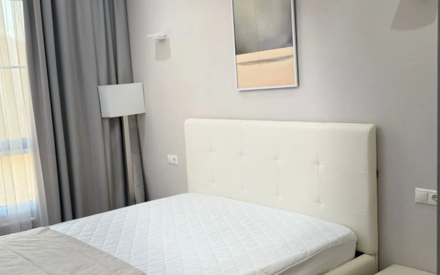 Квартира Огромная квартира с двумя спальнями и детской