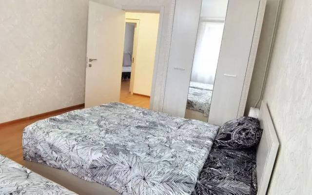 Квартира 2-к Имангуловская 4