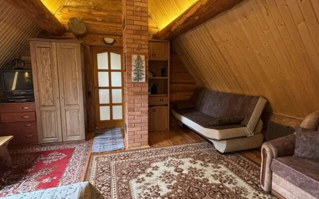 U Narochi Guest House