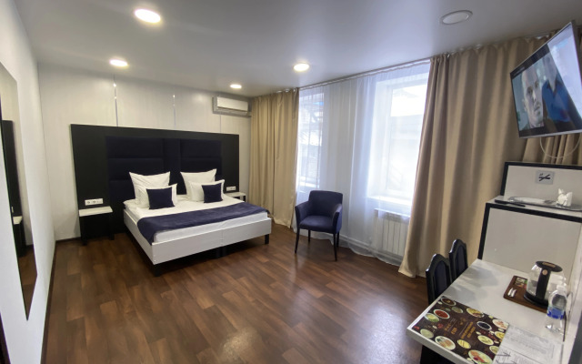 Отель RedFox в центре