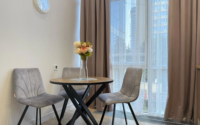 inSochi v samom centre Sochi na Navaginskoj N349 Apartments