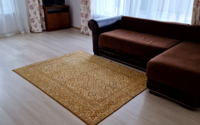 Na Startovoy Apartments